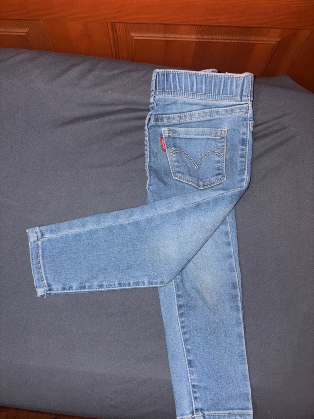 Levi's Light Wash Skinny Jeans in Blue